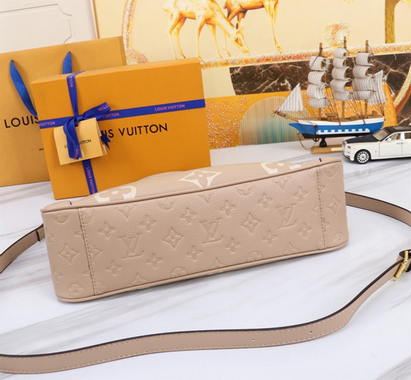 ルイヴィトンバッグ内部構造